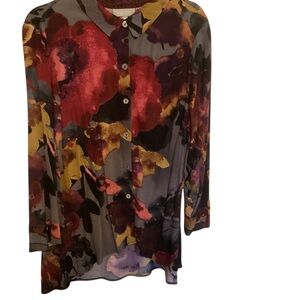 Habitat button down long sleeved shirt in multi colored pattern size medium EUC